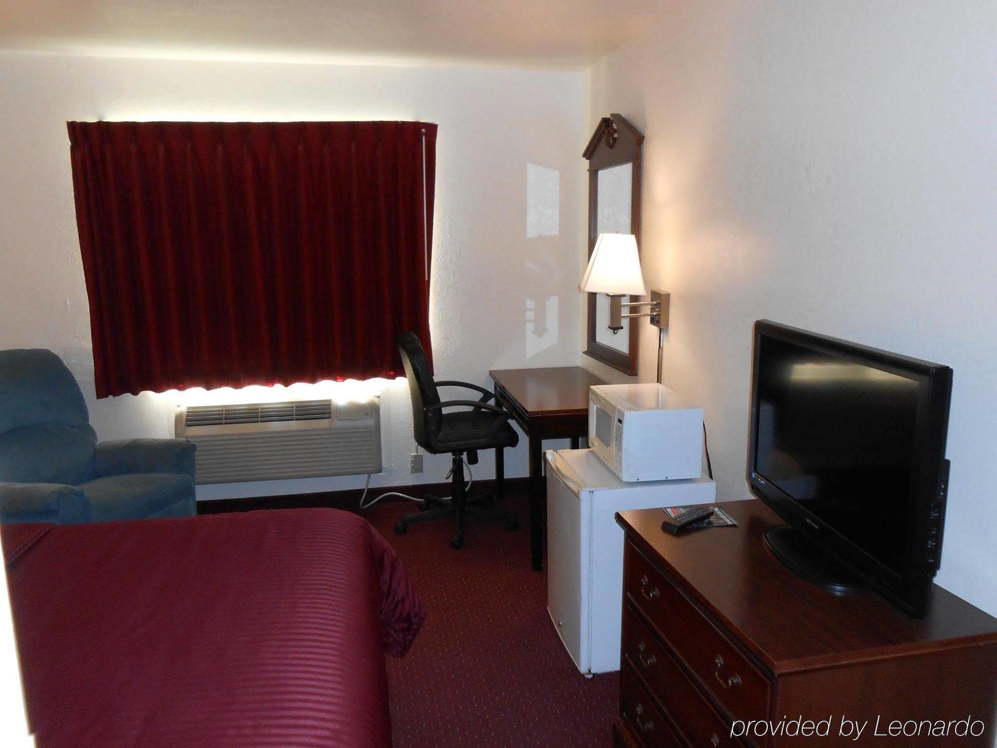 Travel Inn And Suites- Sikeston Miner I-55 Exit-67 Bagian luar foto