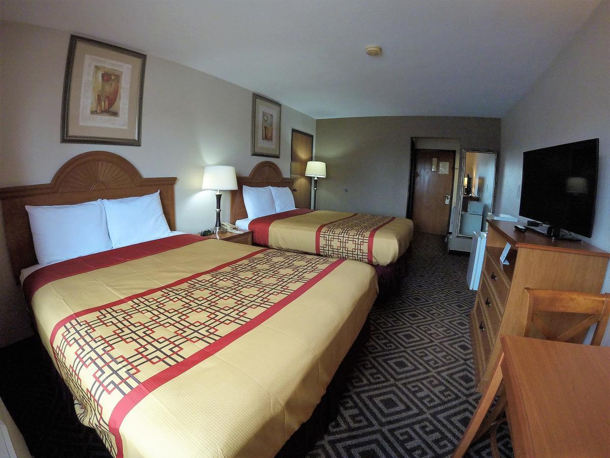 Travel Inn And Suites- Sikeston Miner I-55 Exit-67 Bagian luar foto