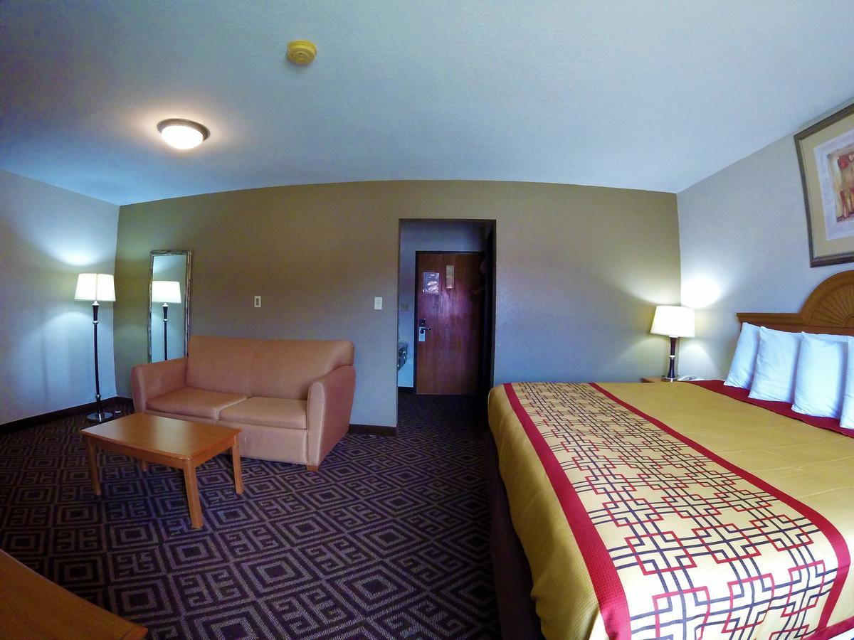 Travel Inn And Suites- Sikeston Miner I-55 Exit-67 Bagian luar foto