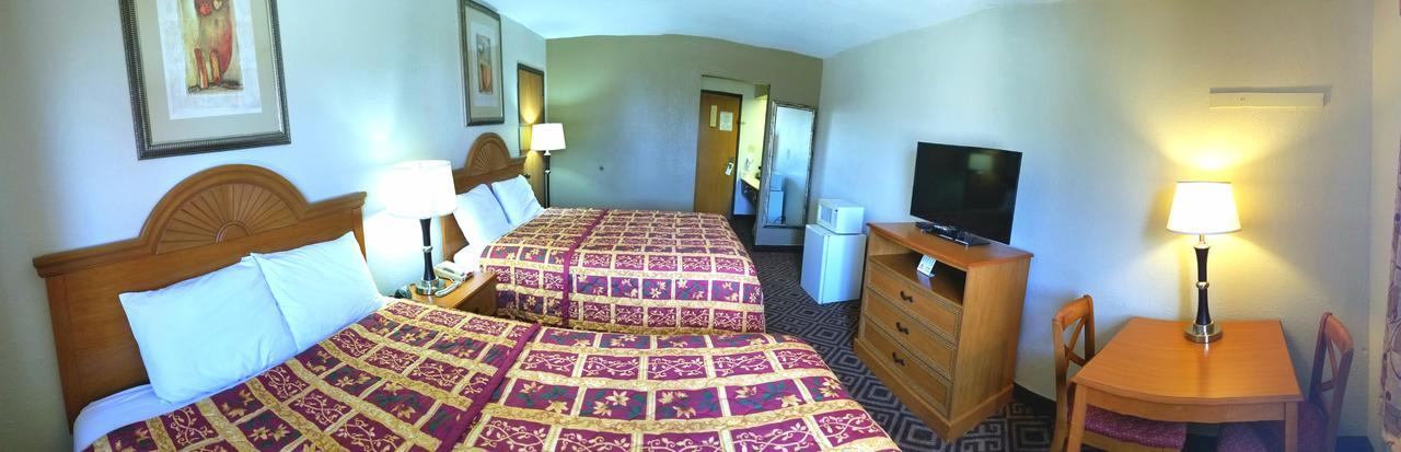 Travel Inn And Suites- Sikeston Miner I-55 Exit-67 Bagian luar foto