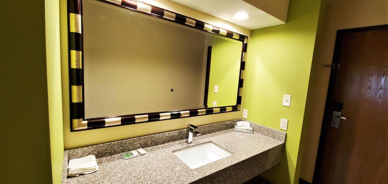 Travel Inn And Suites- Sikeston Miner I-55 Exit-67 Bagian luar foto