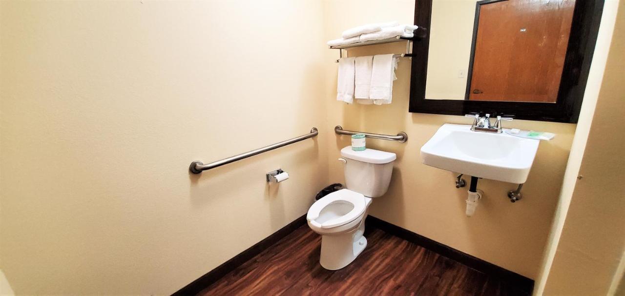 Travel Inn And Suites- Sikeston Miner I-55 Exit-67 Bagian luar foto