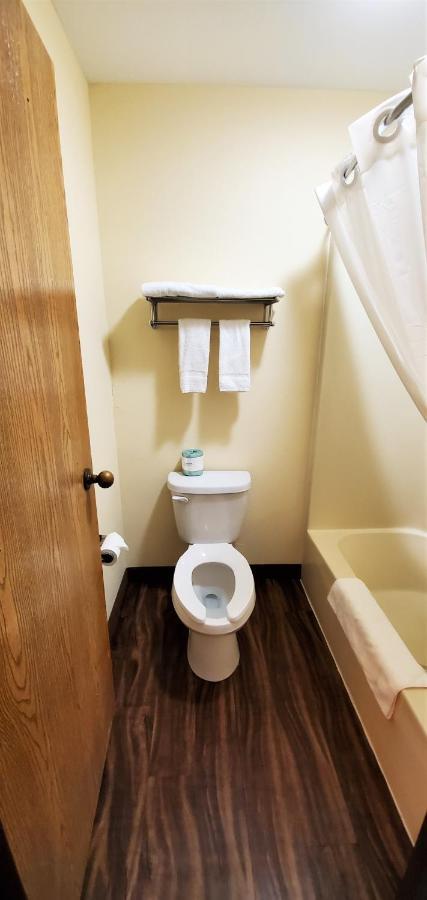 Travel Inn And Suites- Sikeston Miner I-55 Exit-67 Bagian luar foto