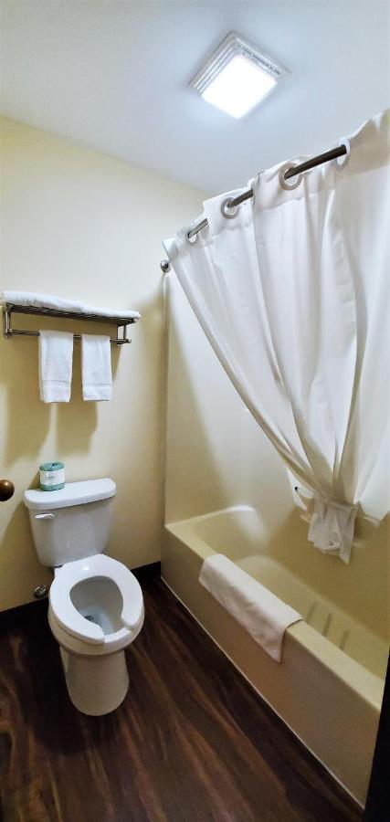 Travel Inn And Suites- Sikeston Miner I-55 Exit-67 Bagian luar foto