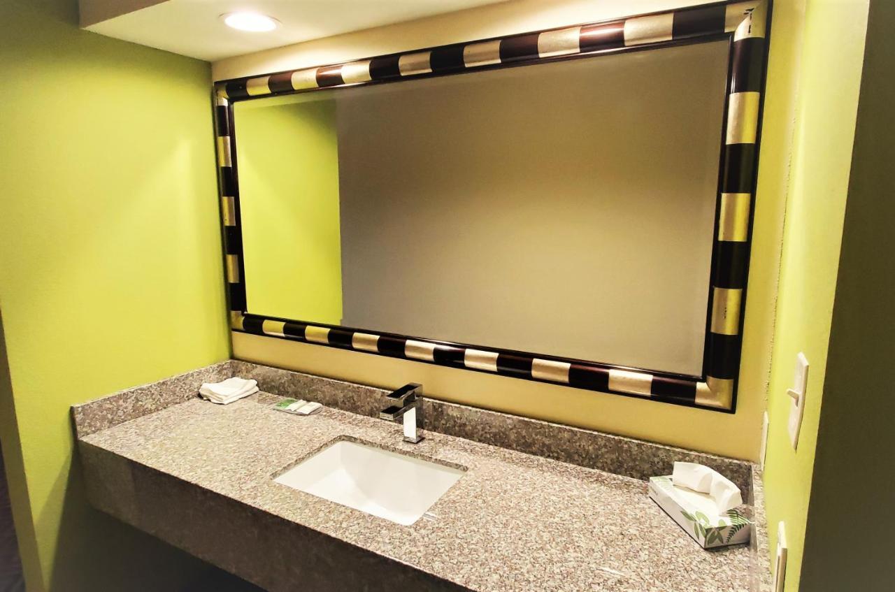 Travel Inn And Suites- Sikeston Miner I-55 Exit-67 Bagian luar foto